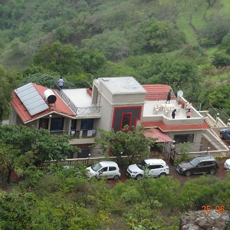 Malhar Bungalow พันช์กานี ภายนอก รูปภาพ