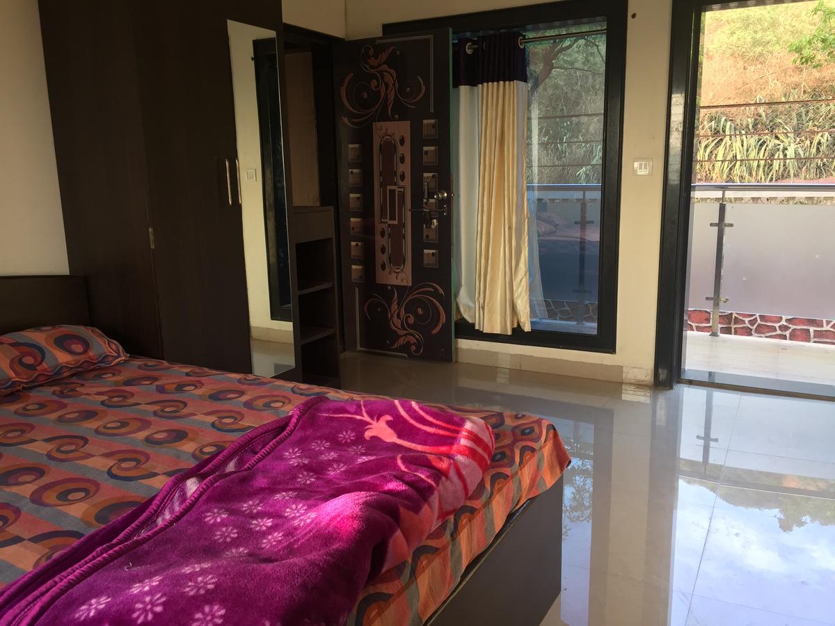 Malhar Bungalow พันช์กานี ภายนอก รูปภาพ
