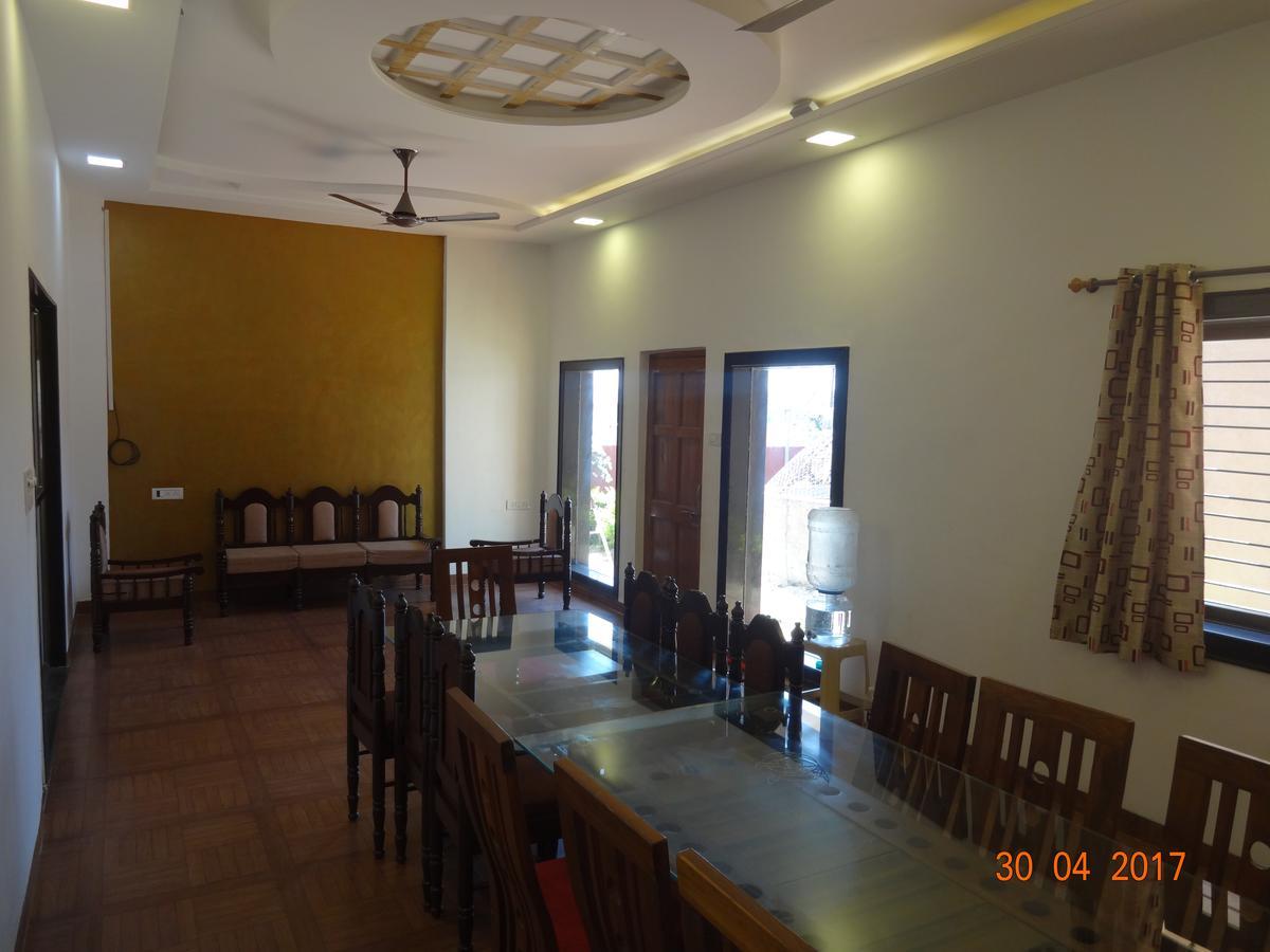 Malhar Bungalow พันช์กานี ภายนอก รูปภาพ