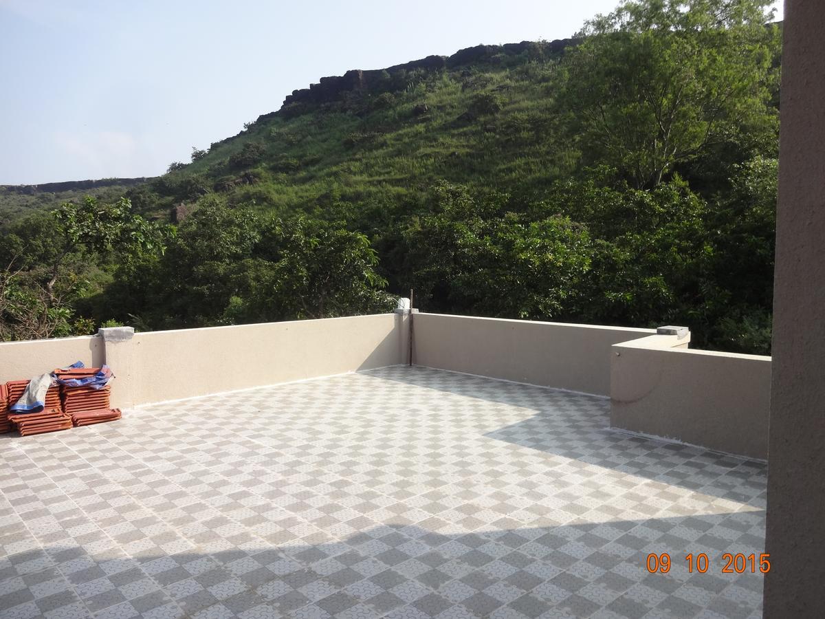 Malhar Bungalow พันช์กานี ภายนอก รูปภาพ
