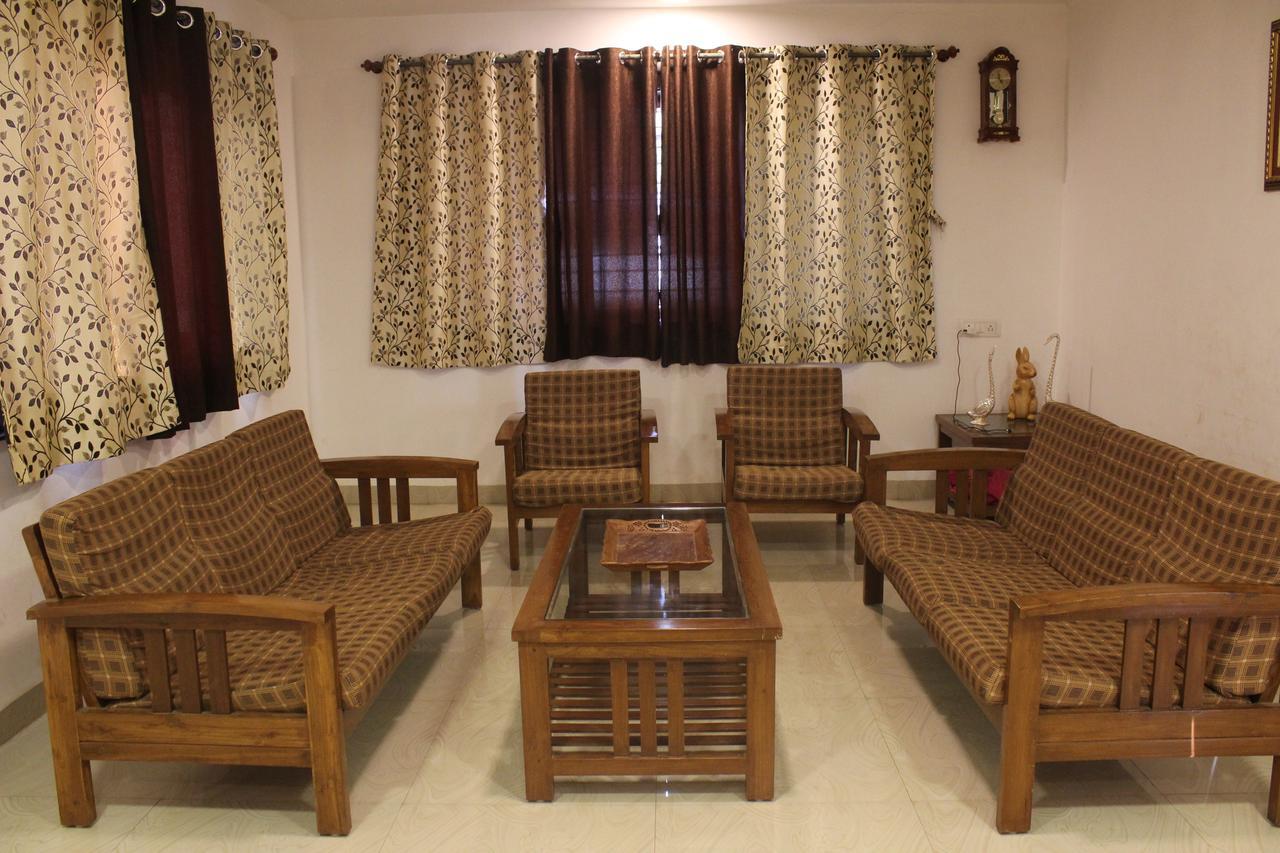 Malhar Bungalow พันช์กานี ภายนอก รูปภาพ
