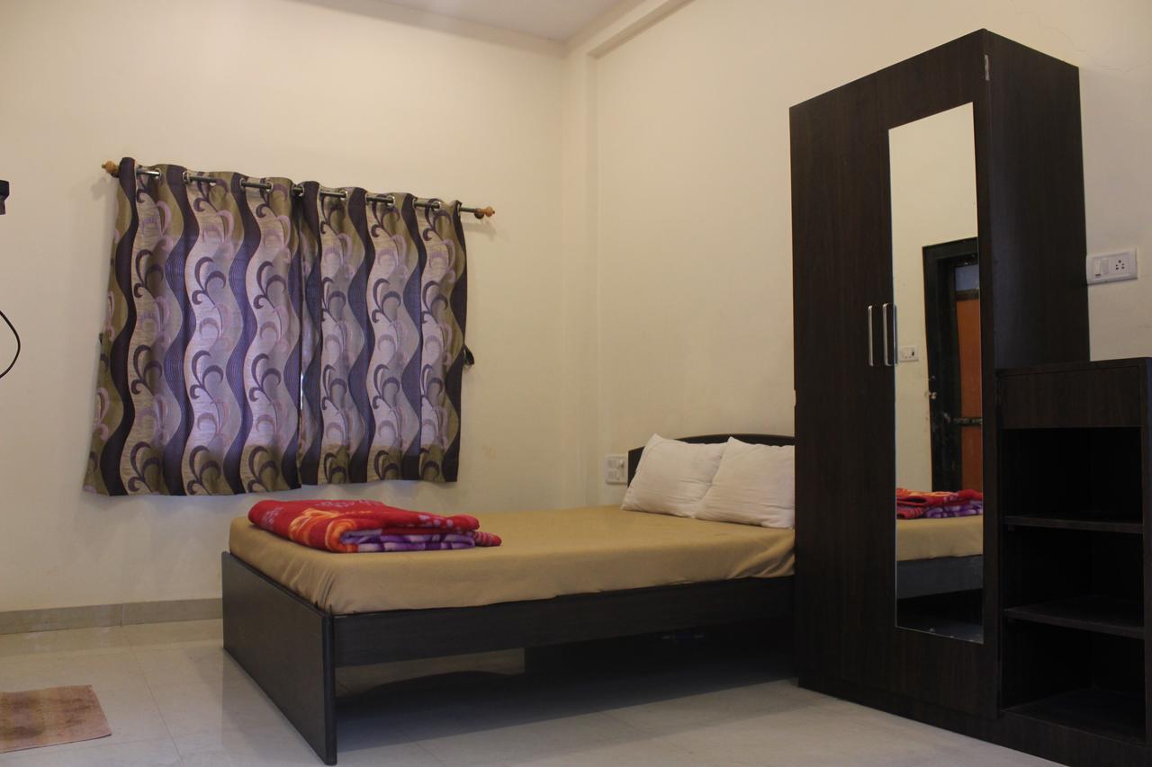 Malhar Bungalow พันช์กานี ภายนอก รูปภาพ